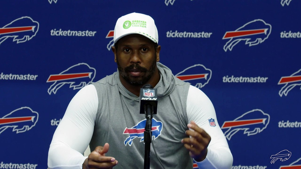 10-30 Von Miller