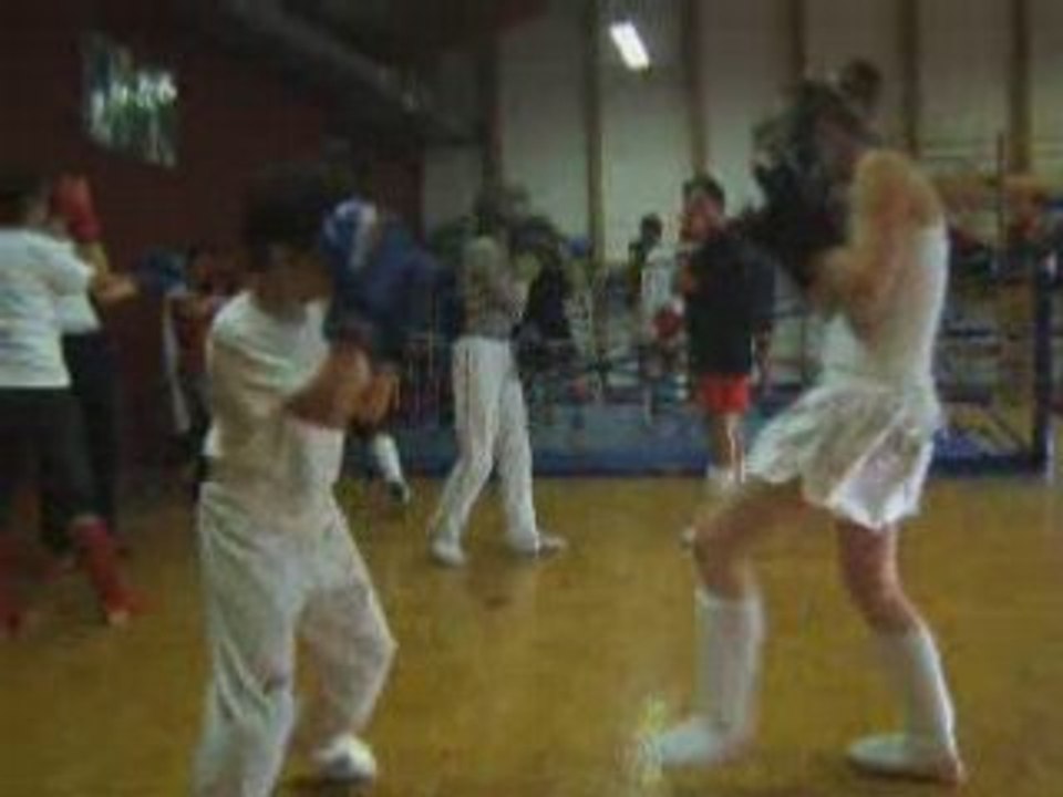 Clip de boxe thai avec sofien au M.N.M Boxing colomliers 31