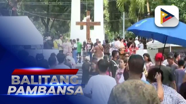 Mga bumibisita sa Manila North Cemetery, dagsa na; bibisita sa sementeryo ngayong araw, posibleng pumalo sa 1 milyonMga bumibisita sa Manila North Cemetery, dagsa na; bibisita sa sementeryo ngayong araw, posibleng pumalo sa 1 milyon