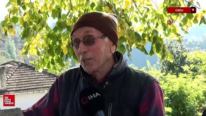 Roma dönemine ait yaklaşık 1800 yıllık mil taşını oturak olarak kullandılar