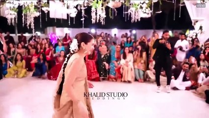 Current Laga Re (Wedding Dance Performance) Cirkus #haniaamir - The NeverEnding Desire (720p60, h264, youtube)