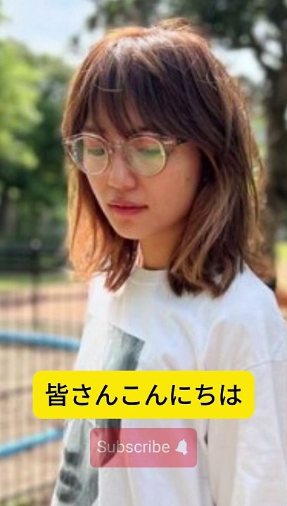 「川口春奈、ELLE Japonの表紙でヴェネチアを驚かせる！」