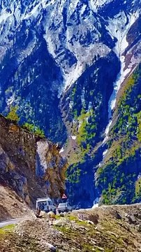 Traveling In 'The Golden Bird' Kashmir ️| beauty of nature | scenes beauty | kashmir beauty | amit parmar