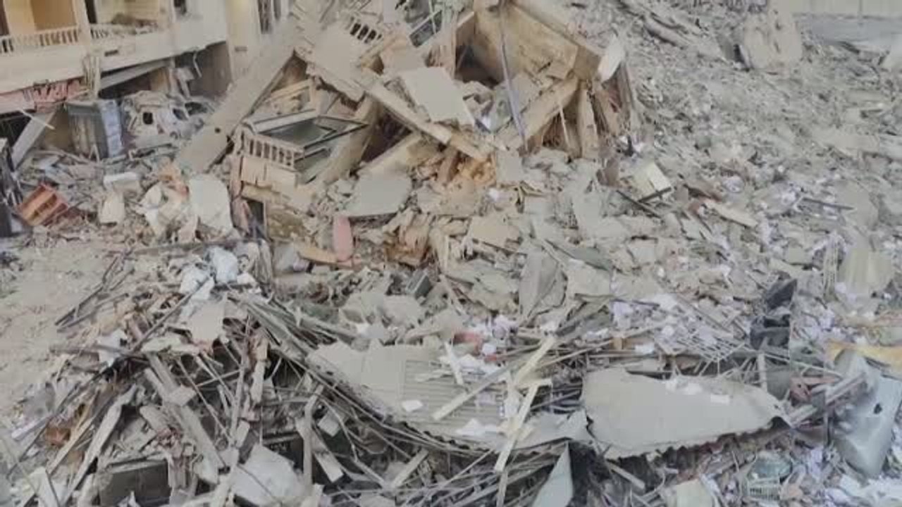 Israel ataca edificios residenciales de madrugada en Beirut