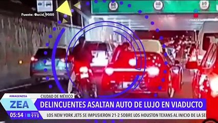Sujetos asaltan al dueño de un auto de lujo en Viaducto, CDMX