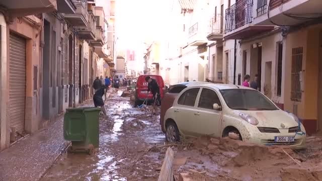 Los vecinos indignados por la falta de ayuda por la DANA