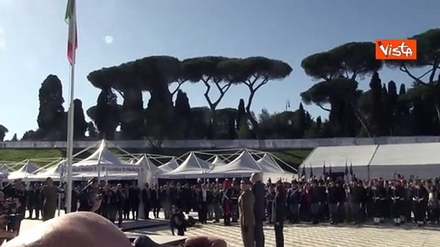 Il passaggio delle Frecce Tricolori sopra il Villaggio della Difesa a Roma