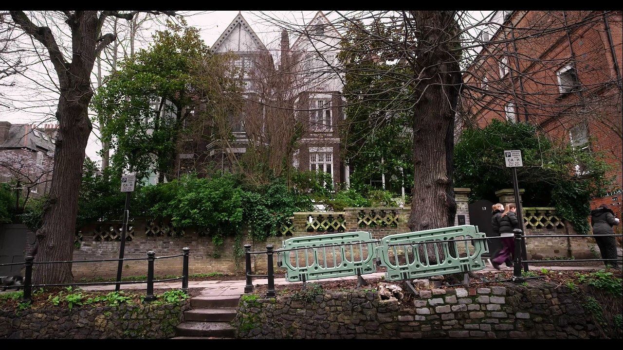 Die Alchemie des Klaviers Trailer DF