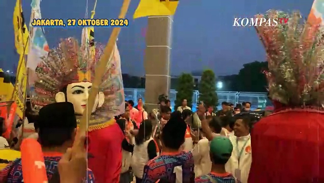 Kemeriahan Pendukung Cagub-Cawagub Jakarta di Debat Kedua Pilkada