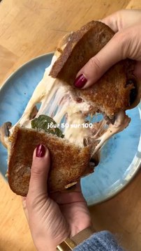 Jour 50/100 - Grilled cheese facon pizza