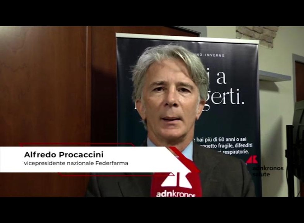 Procaccini (Federfarma): "Farmacie lavorano per ridare a cittadini fiducia in vaccini"