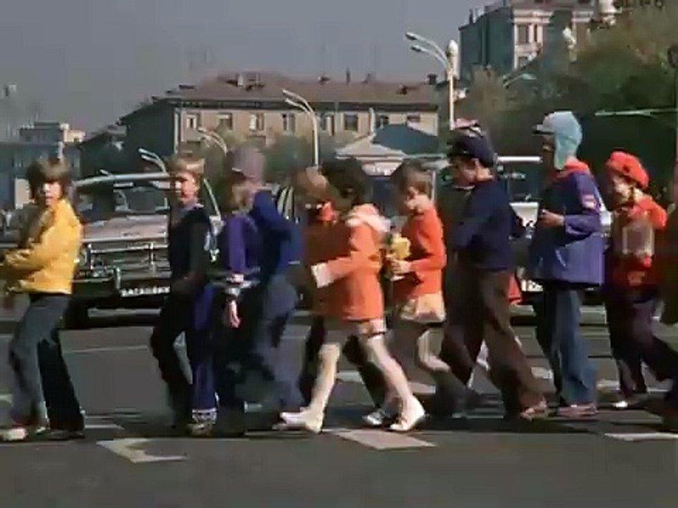 1 ноября в 1982 году состоялась премьера фильма Сергея Микаэляна «Влюблен по собственному желанию».