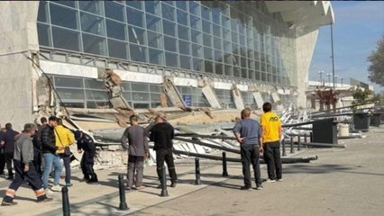 Sập mái che nhà ga ở Serbia khiến ít nhất 14 người thiệt mạng