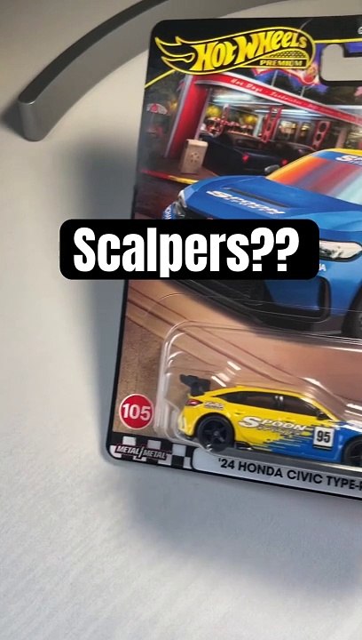 Collecting diecast is very popular right now so how do we know if it’s the scalpers  #hotwheels