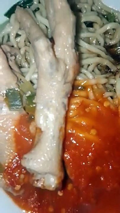 Mie ayam ceker 