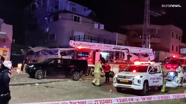 19 إصابة جراء سقوط صاروخ على بلدة عربية وسط إسرائيل وشكوى من التهميش ونقص الملاجئ