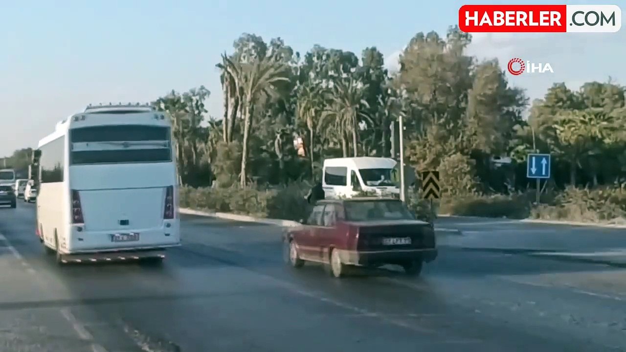 Kaskın Önemi Bir Kez Daha Kanıtlandı: Motosiklet Kazasında Sürücü Yaralanmadı