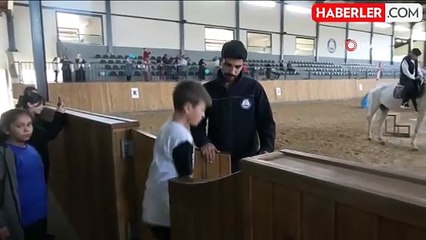 Gaziantep'te Yetim Çocuklar için At Binme Etkinliği Düzenlendi