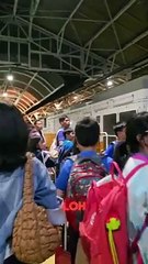 ARTIS KETURUNAN PAHLAWAN