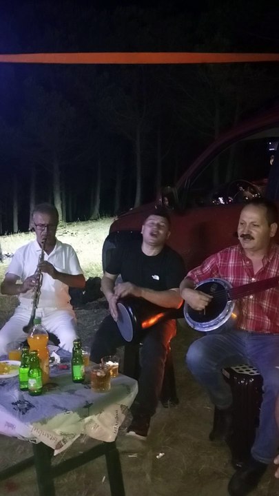 Zekeriya köy...davul..