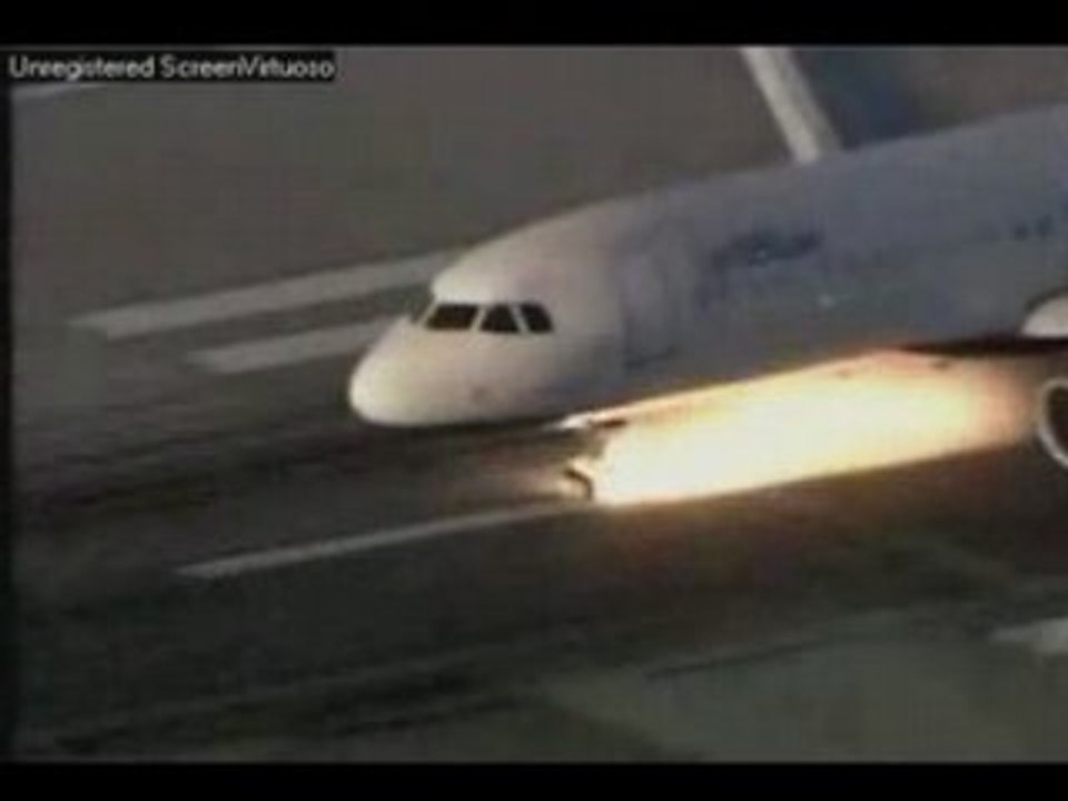 Tours Jumelles - Des « missiles » sous les Boeing 767 ?