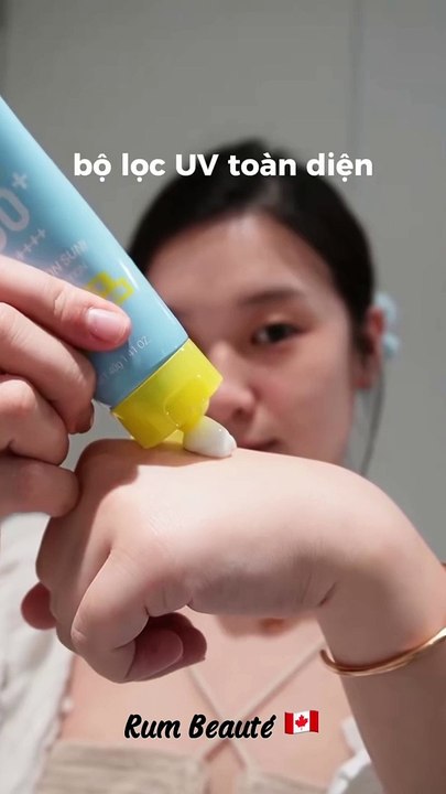 Gel chống nắng dưỡng ẩm Dazzle Me