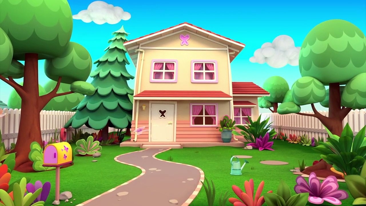 Educational Children's Cartoon -  The story of Sara's birthday!! UK English