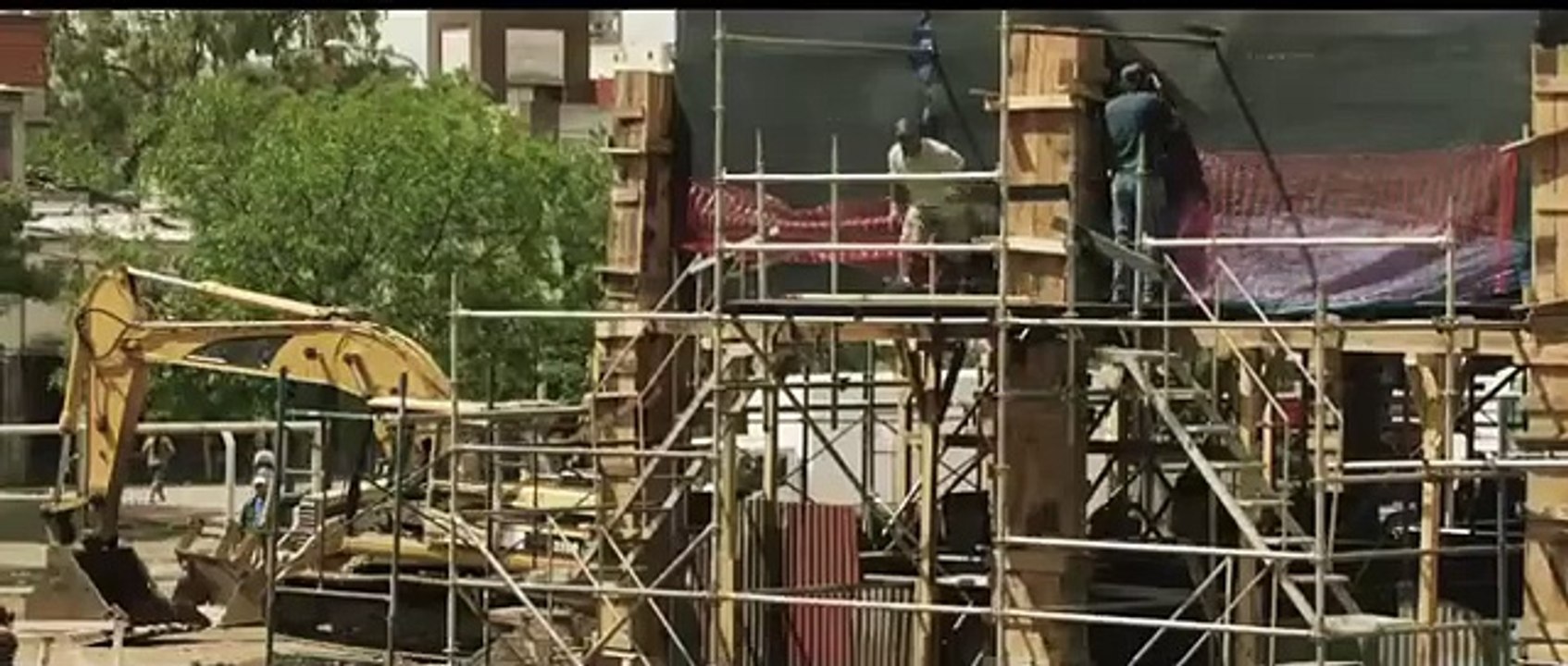 Elefante Blanco Tráiler