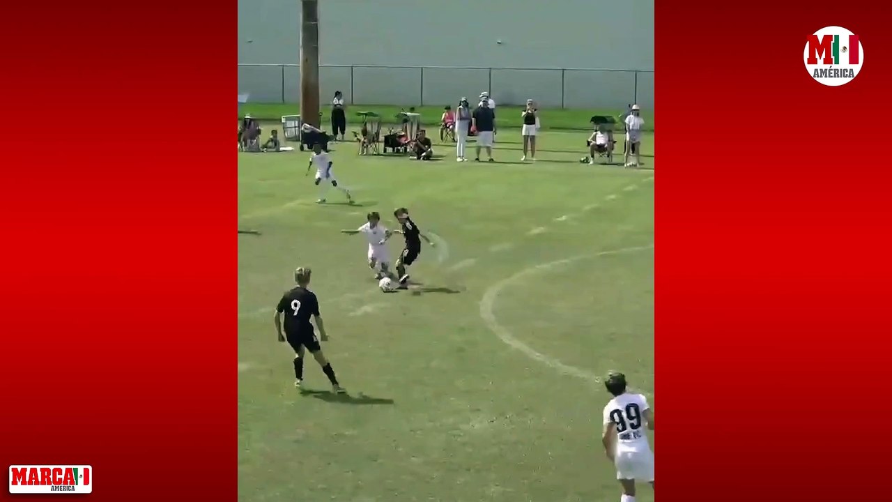 Mateo Messi anota un golazo con las inferiores...