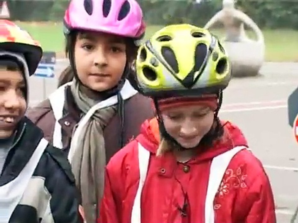 Fahrradführerschein für Kinder - 110 - Das Polizeimagazin