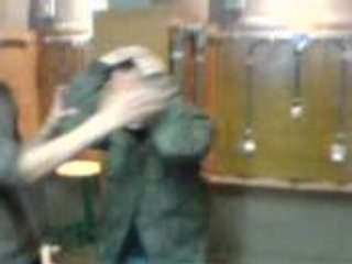 maurice le fou et dim a la camera