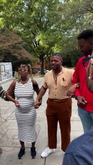 Acto del candidato progresista a concejal del Ayuntamiento de Atlanta David Barrington Ward