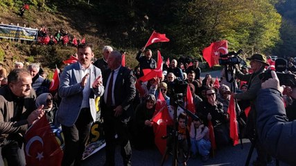 Uzungöl'de halk isyanda! Yolu kapattılar eylem yaptılar