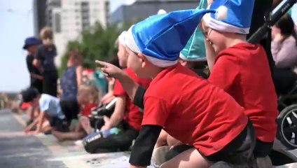 Crowds Fill Adelaide for the Iconic 90-Year-Old Christmas Pageant 🎄