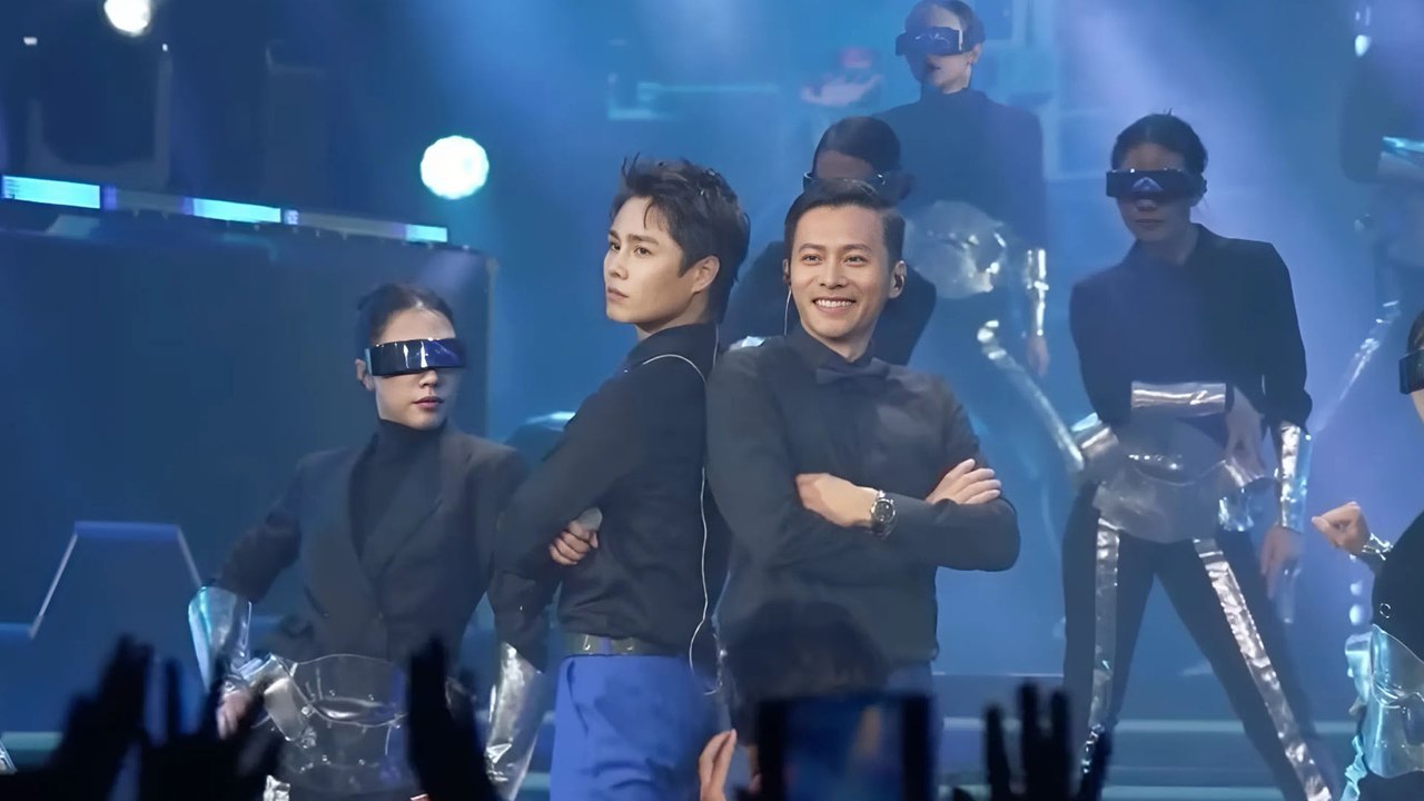 CEO Ngân hàng Quân đội hát nhảy "Bên trên tầng lầu" gây sốt