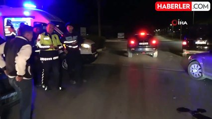 Motosiklet ile Kamyonet Çarpıştı: 2 Yaralı