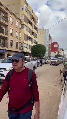 Cotxes de Protecció Civil circulen per Benetússer