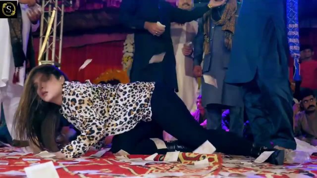 Aj Khol De Ang Ang Mera Ve , Chahat Baloch Mujra Dance Performance SLOWED+ REVERB). MUJRA MASTI