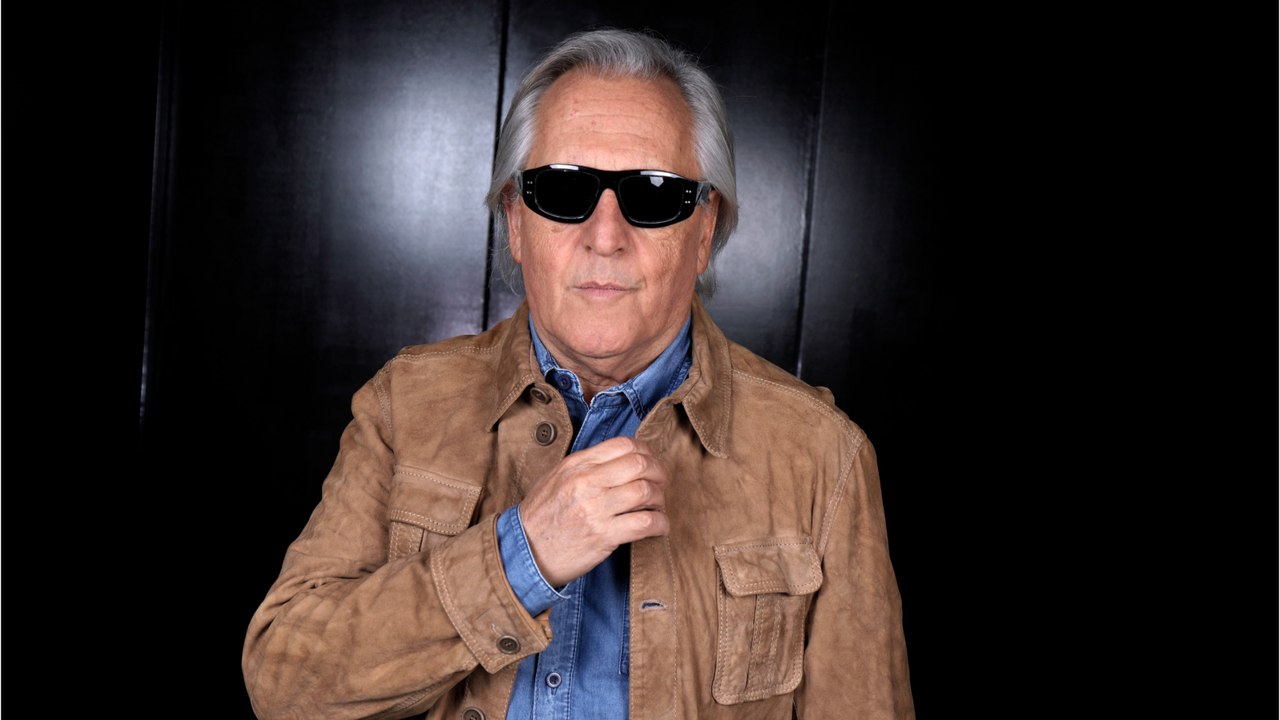 GALA VIDEO - Gilbert Montagné n’est pas né non-voyant : “Un dosage d’oxygène trop fort dans la couveuse”