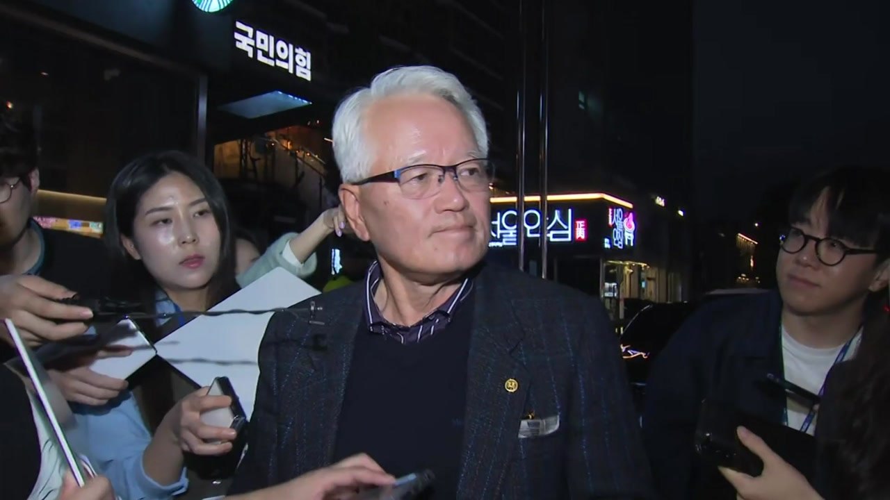 여당 원로 "윤 대통령, 초심 돌아가 국민 목소리 경청해야" / YTN