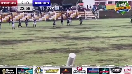 Rayo cae en pleno partido de fútbol