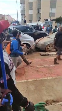 Rey Felipe VI y Reina Letizia abucheados en Valencia tras la DANA; Sánchez agredido (+VIDEO)