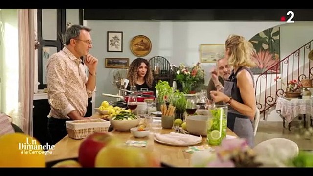 Il y a 23 ans, Sylvie Tellier a été sacrée Miss France. Toutefois, son couronnement n'a pas fait le bonheur de Geneviève de Fontenay, l'ancienne directrice du célèbre comité comme elle l'a dernièrement confié dans Un dimanche à la campagne .