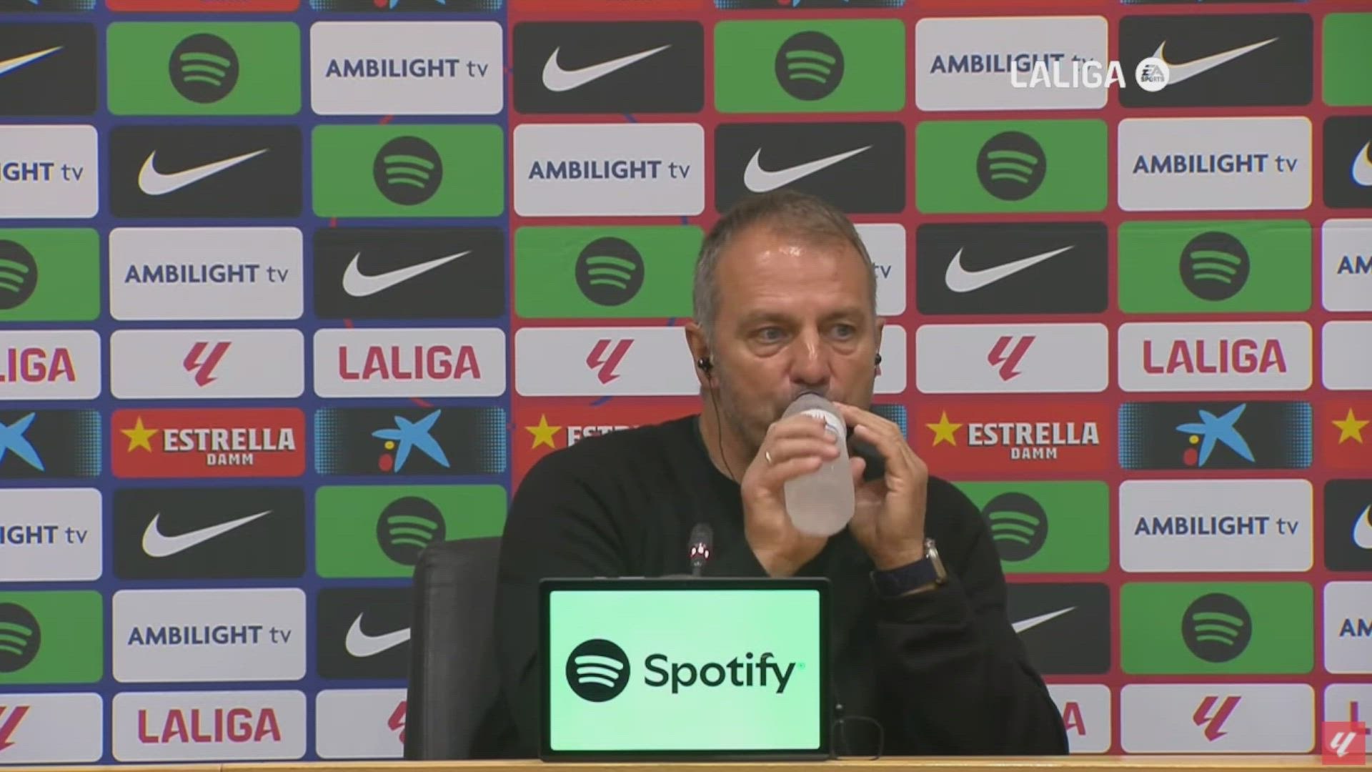 ⁣Flick justifica la ausencia de Ferran en el campo