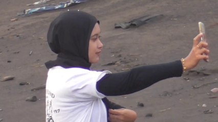 Beautiful Girl Indonesian Hijab Style