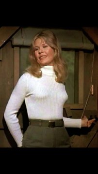 Celebrity Birthdays Wishes November 4th 2024 Loretta Swit