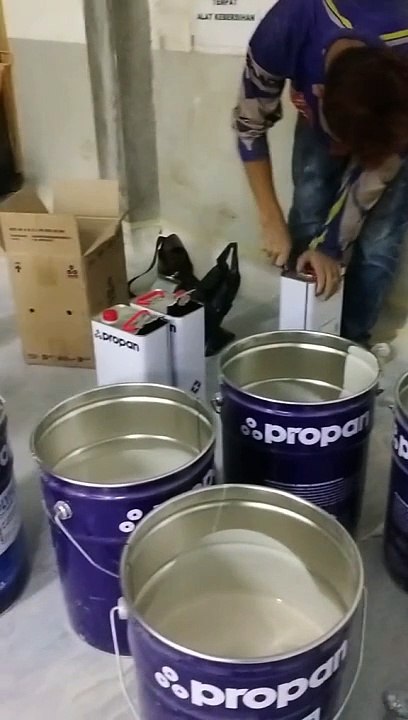 Cat Epoxy Lantai: Pilihan Tepat untuk Rumah dan Bisnis di Cibitung