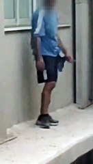 Imágenes del detenido que amenazo con arrojarse al vacío en el Central