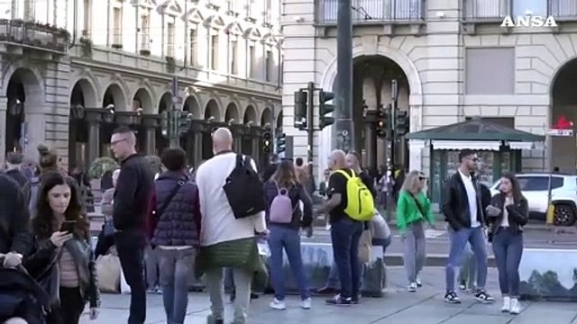 Torino, tanta gente in centro per il ponte di Ognissanti