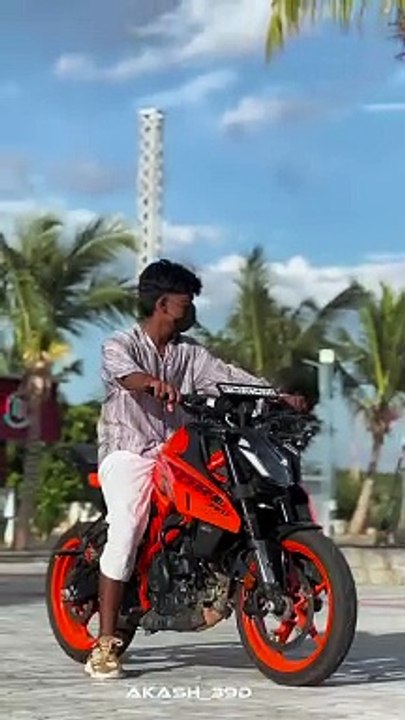 Waana be my gurl ............#gost #duke390#duke200 #ktm #ktmofficial #ktmindia #ktmduke390#dukelover #ktmlover #duke390 #k...#bike#bikeride #riding #riderofinstagram #reelsinstagram #trendingsongs #reels #iphone14 #photography #video #explore #ex